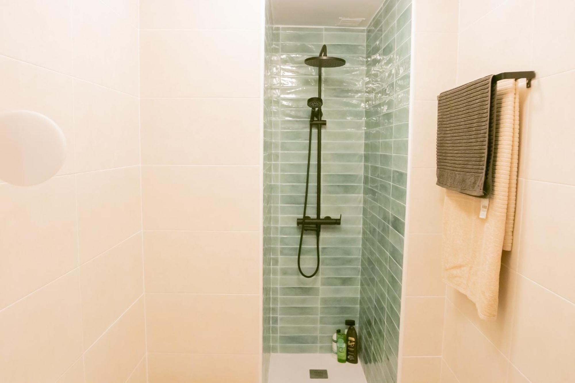 מאלגה Peaceful Central Apartment מראה חיצוני תמונה